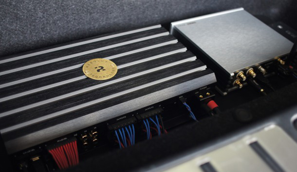 四国のカーオーディオ専門店プロショップ トム